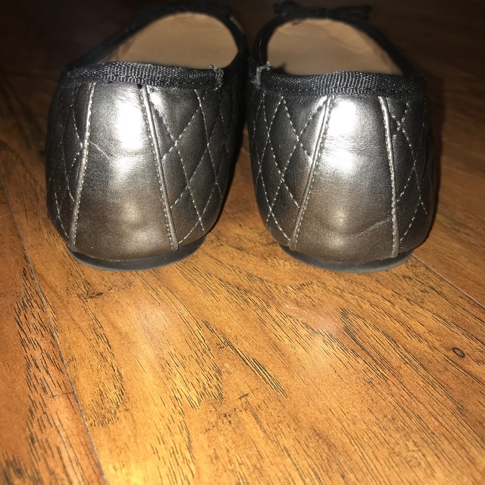 NWOT Silver / Gray Christopher & Banks Flats - Picture 4 of 5